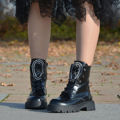 Чорні шкіряні чоботи Ravini з декоративними каменями