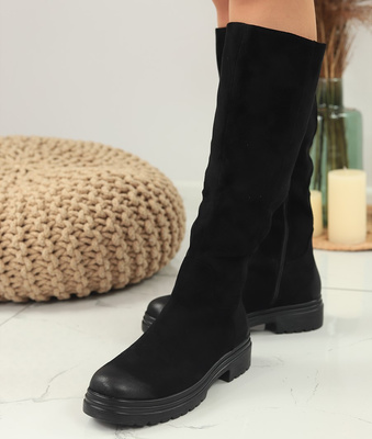 Kozaki zamszowe czarne na płaskiej podeszwie Vinceza