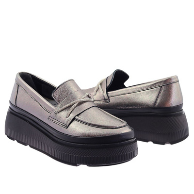 Mokasyny skórzane srebrne z paskami w cyrkonie na platformie