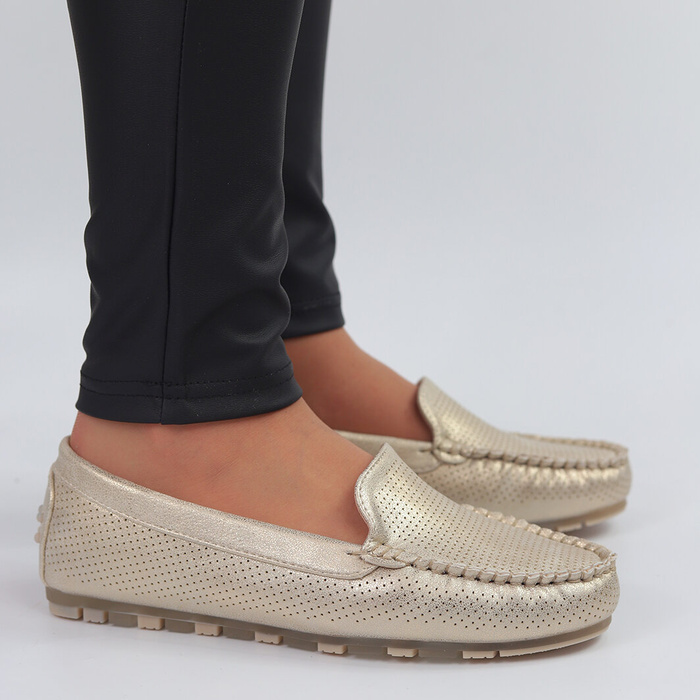 Mokasyny zamszowe ażurowe złote Evento