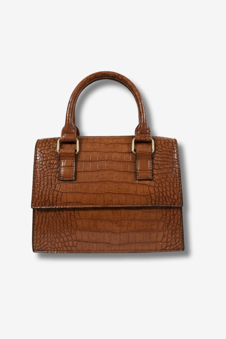 Kuferek damski lakierowany z motywem skóry krokodyla brązowa