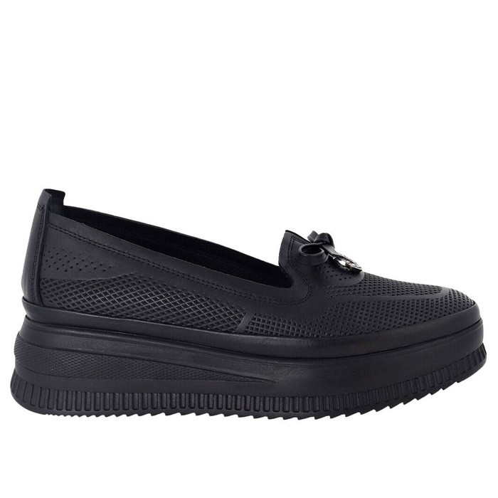 Skórzane półbuty w kolorze czarnym na koturnie Ravini