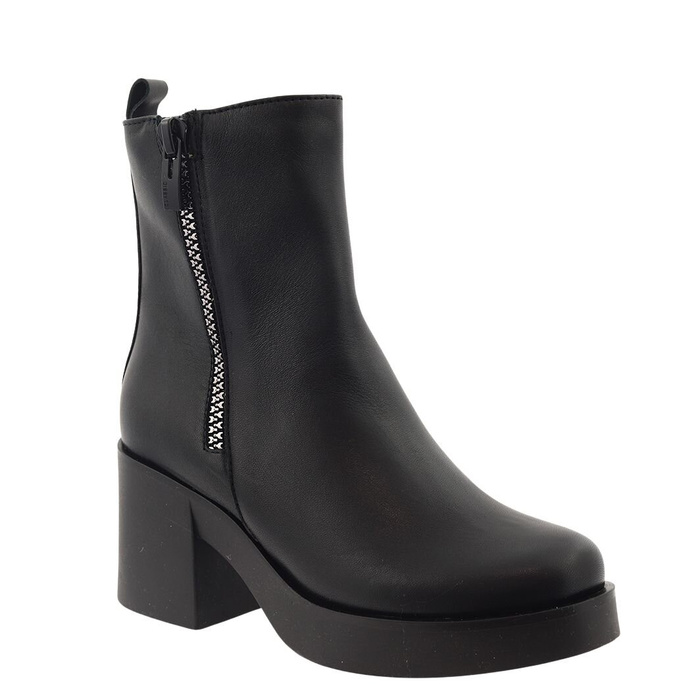 Чорні шкіряні черевики з колодкою Lemar