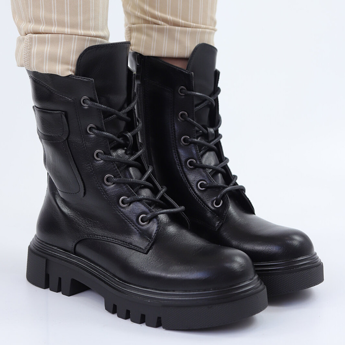 Чоботи жіночі чорні на шнурівці M. Daszyński
