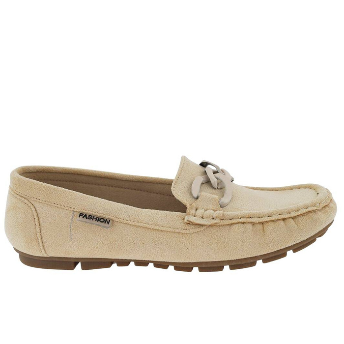 Бежеві жіночі замшеві мокасини на ланцюжку від Vinceza 