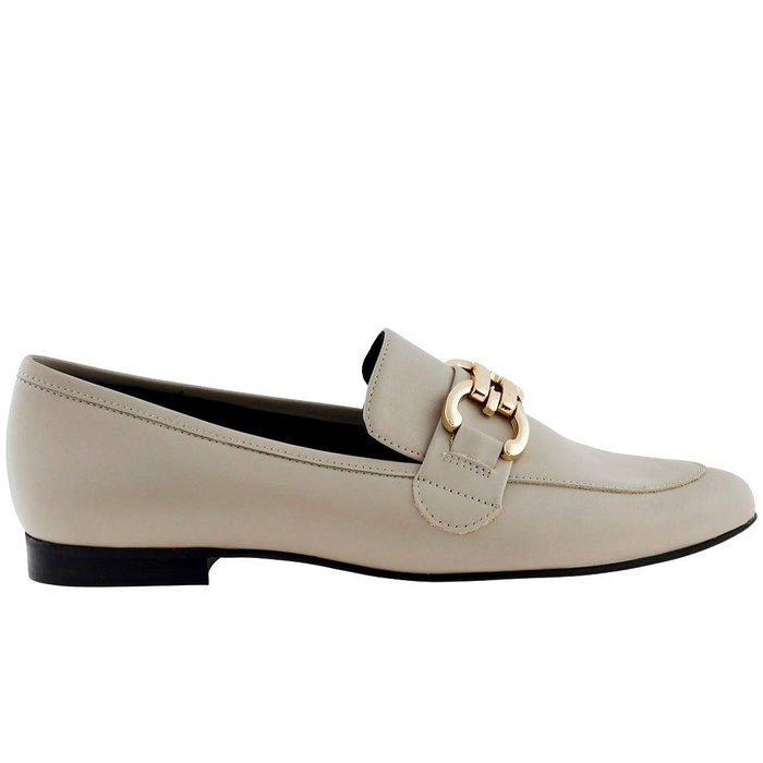 Бежеві жіночі шкіряні лофери з металевим декором Bravo Moda